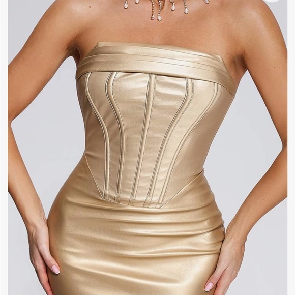 Gold faux leather dress - Picture 4 of 16